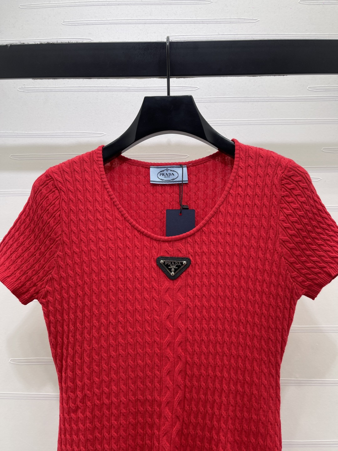 Women's short sleeves